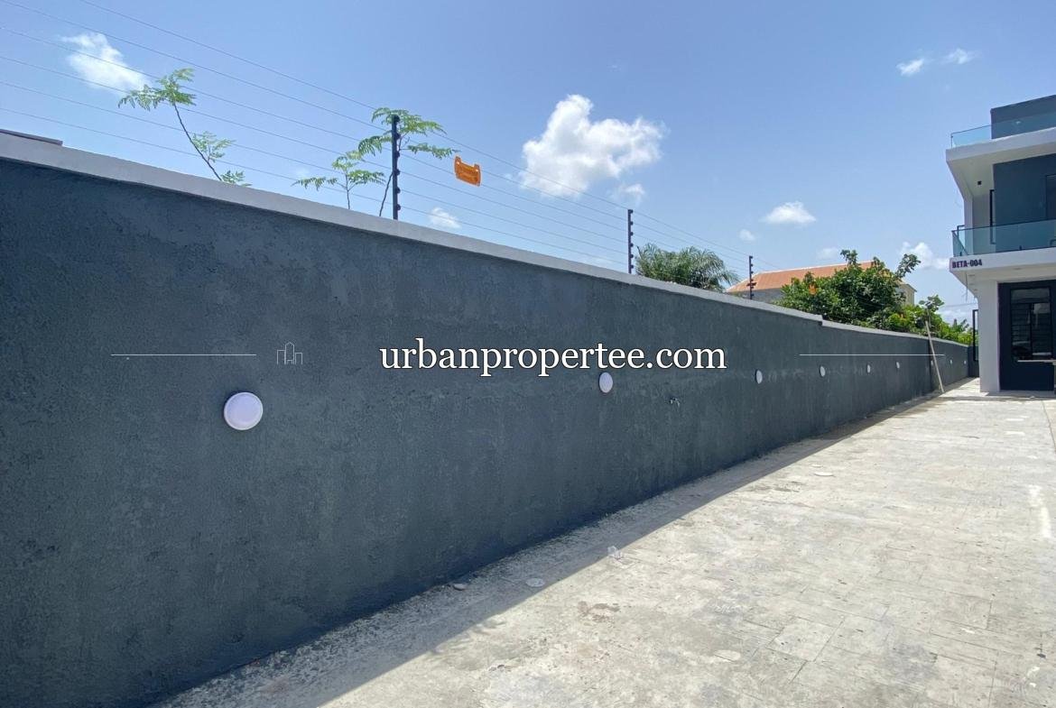 4 Bedroom Semi Detached Abraham Adesanya ,, Back Unit. Abraham Adesanya.