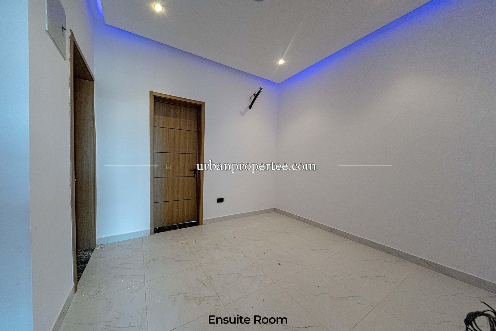 Stunning 4-Bedroom Luxury Home in Lekki Phase 1