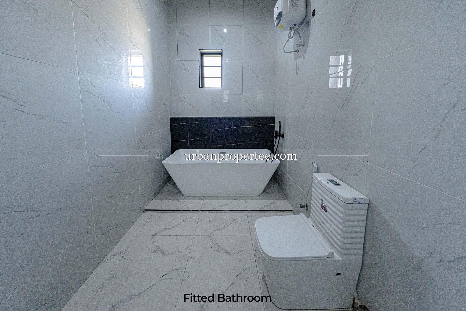 Stunning 4-Bedroom Luxury Home in Lekki Phase 1