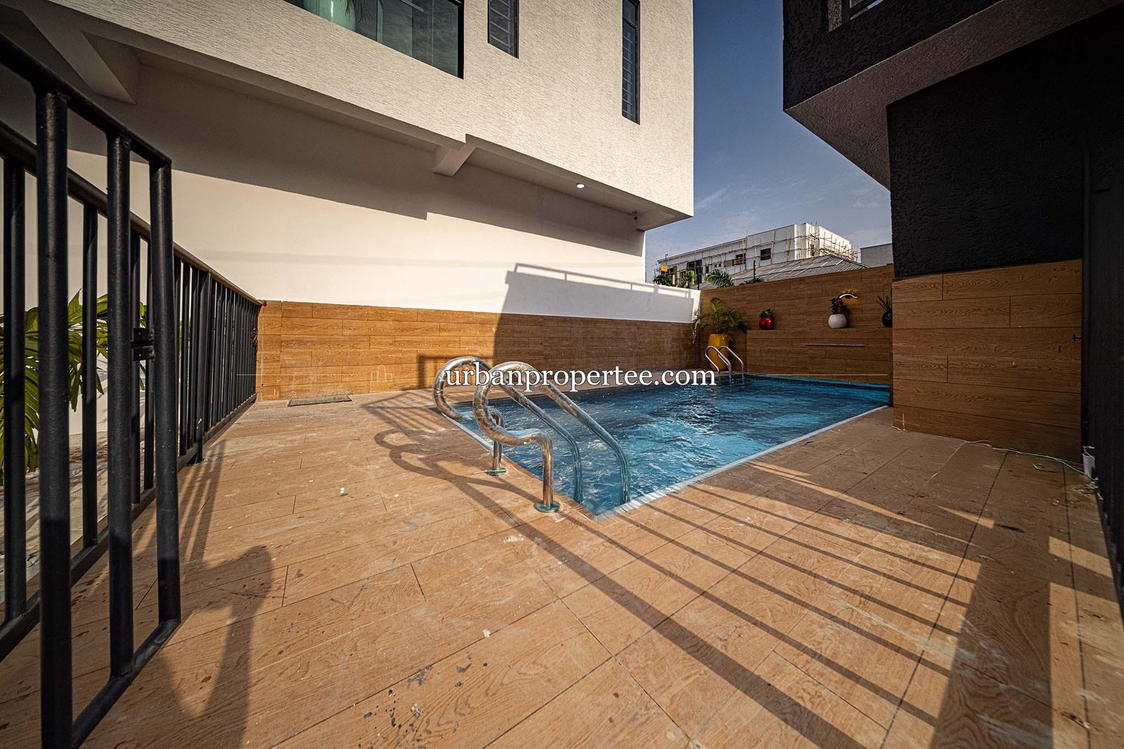 Stunning 4-Bedroom Luxury Home in Lekki Phase 1